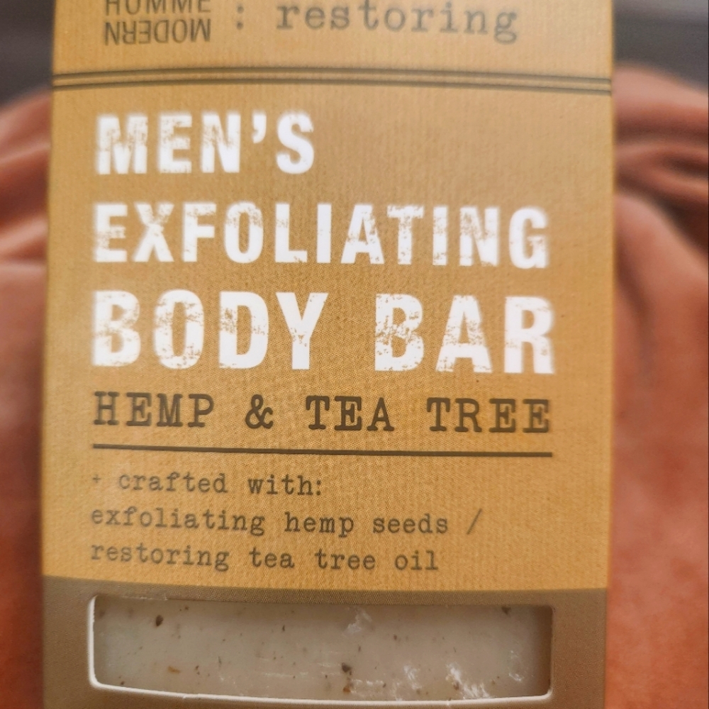 HOMME MODERN MEN'S EXFOLIATING HEMP and TEA TREE BODY BAR